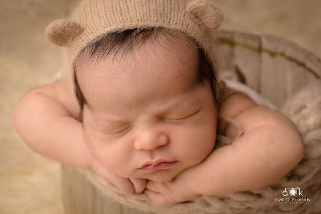 Newborn styled sessions in your own home #newbornphotography #familyphotography #familyphotographer #dublinphotographer #newbornbabyphotography #babyphotoshoot